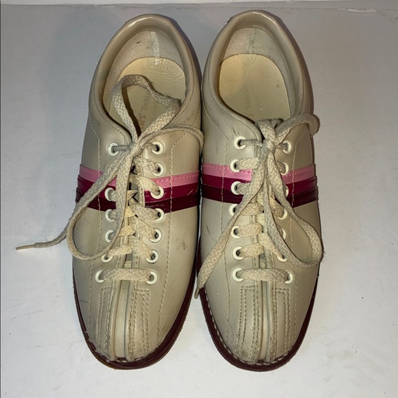 Endicott-Johnson Shoes - Vintage Endicott Johnson Bowling Shoes, Size 6